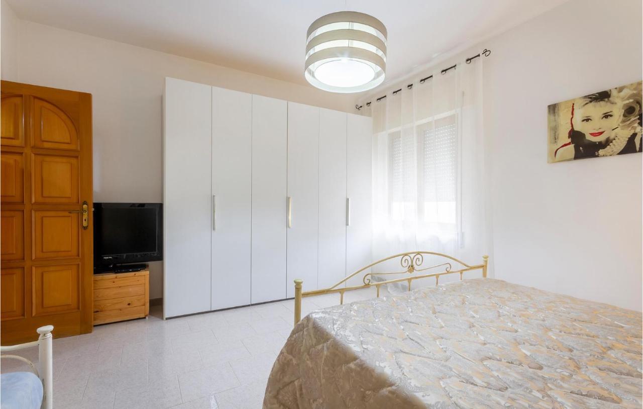 Lovely Apartment In Carovigno With Kitchen Eksteriør billede