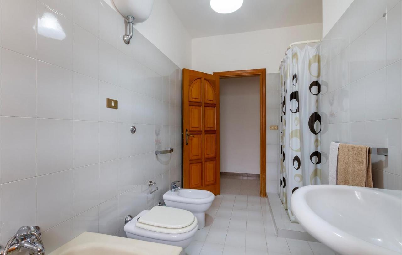 Lovely Apartment In Carovigno With Kitchen Eksteriør billede