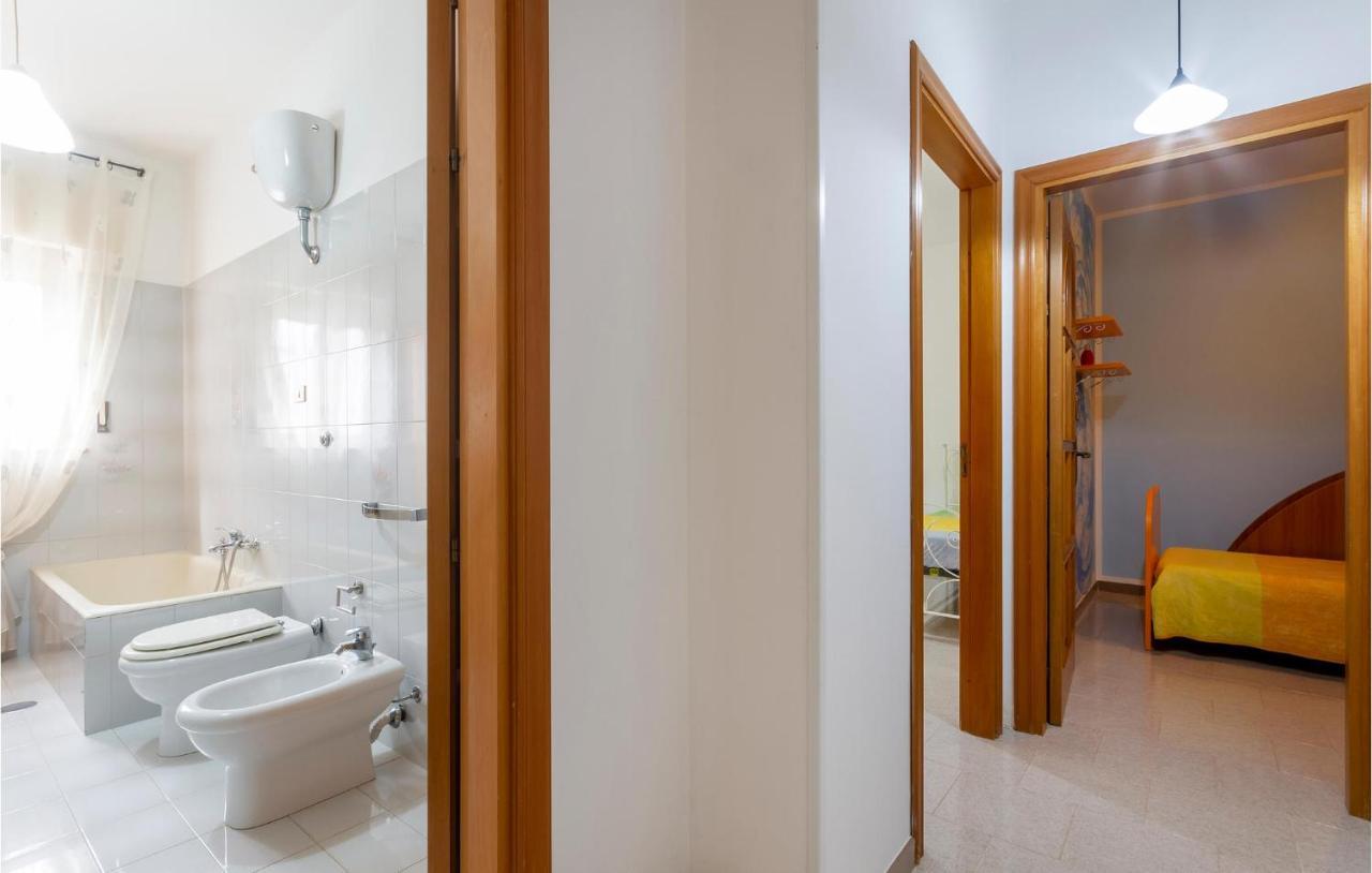 Lovely Apartment In Carovigno With Kitchen Eksteriør billede